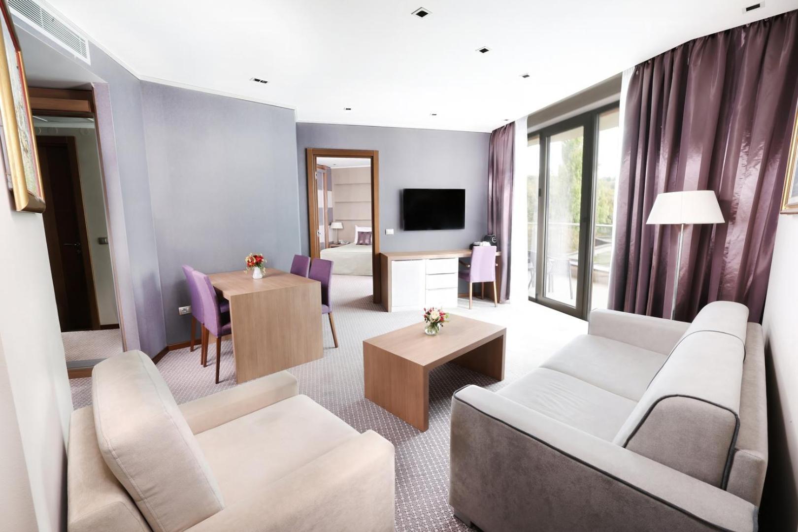Hotel Premier Aqua - Adults Only Vrdnik Ngoại thất bức ảnh Suite