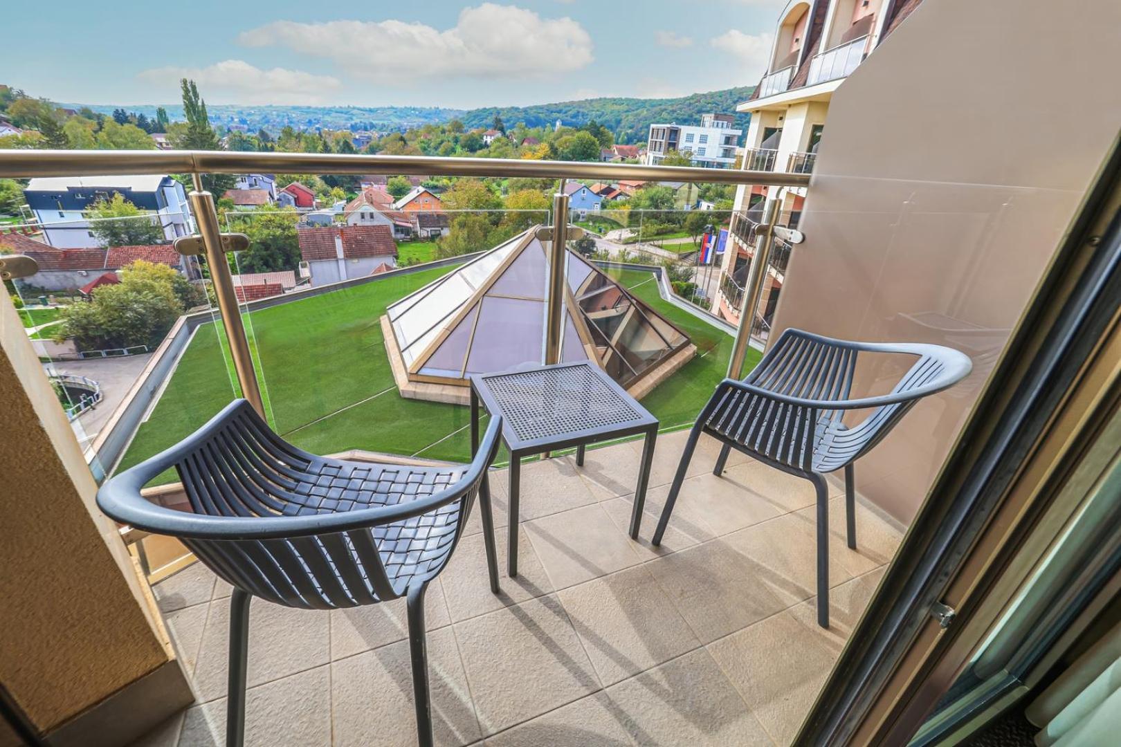 Hotel Premier Aqua - Adults Only Vrdnik Ngoại thất bức ảnh A balcony