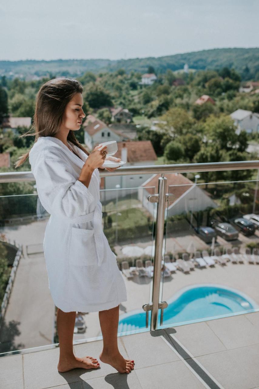 Hotel Premier Aqua - Adults Only Vrdnik Ngoại thất bức ảnh A woman wearing a bathrobe