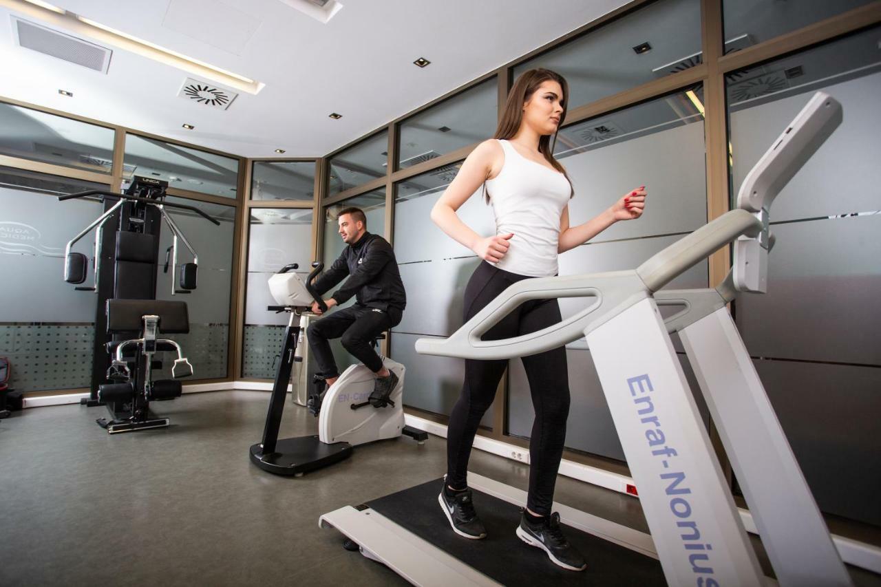 Hotel Premier Aqua - Adults Only Vrdnik Ngoại thất bức ảnh A treadmill